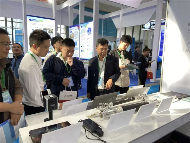 ̫������tyc4633