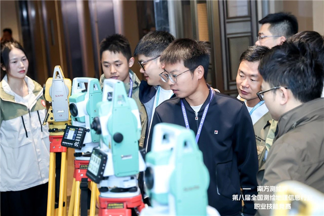 ̫������tyc4633