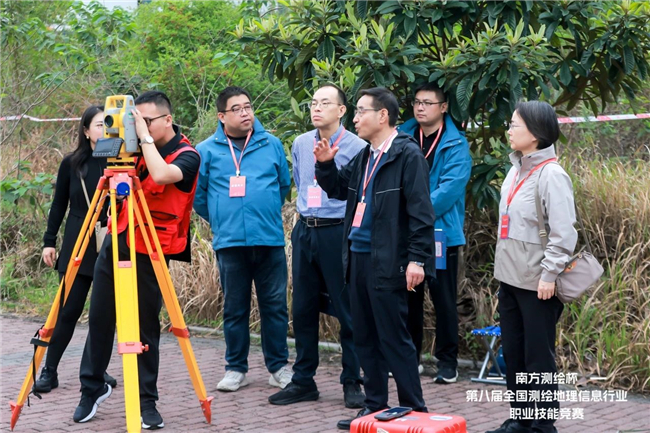 ̫������tyc4633