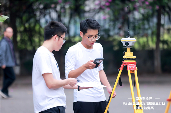 ̫������tyc4633