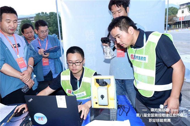 ̫������tyc4633