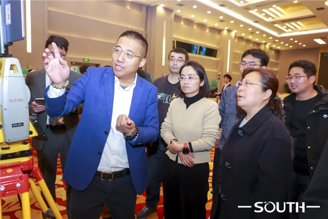 ̫������tyc4633