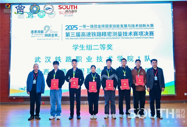 ̫������tyc4633