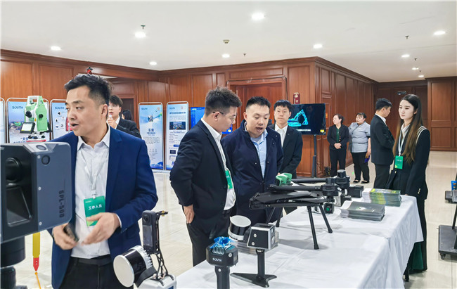 ̫������tyc4633