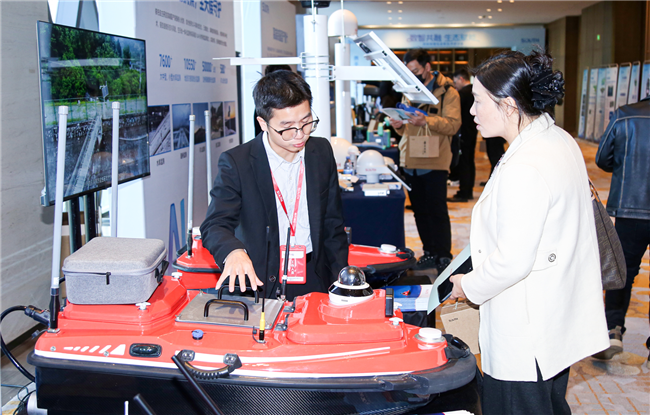 ̫������tyc4633