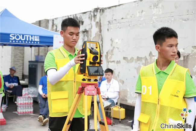 ̫������tyc4633