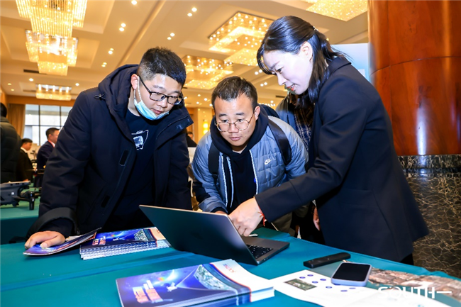 ̫������tyc4633