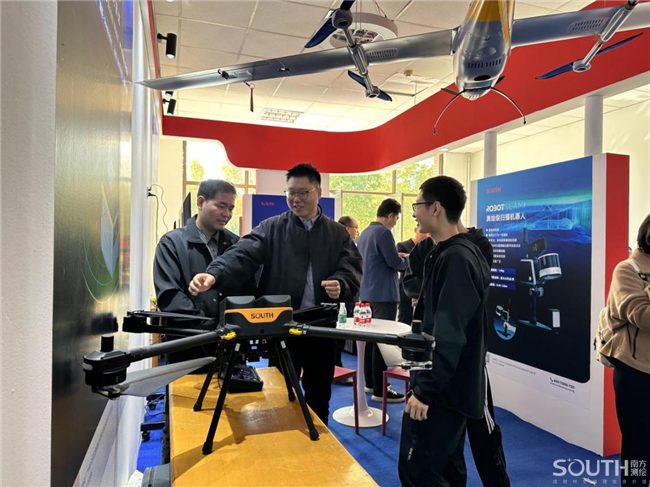 ̫������tyc4633