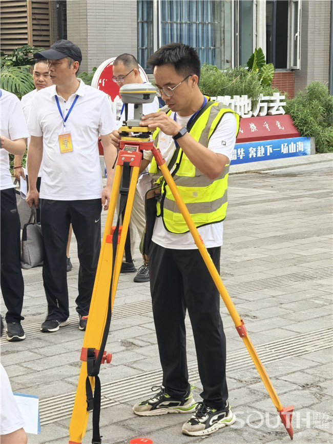 ̫������tyc4633