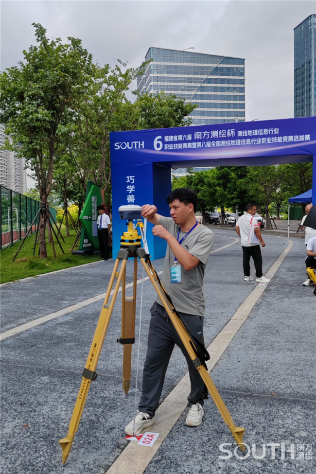 ̫������tyc4633