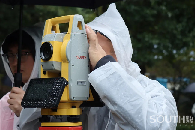 ̫������tyc4633