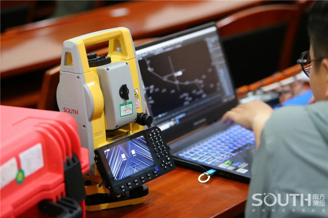 ̫������tyc4633