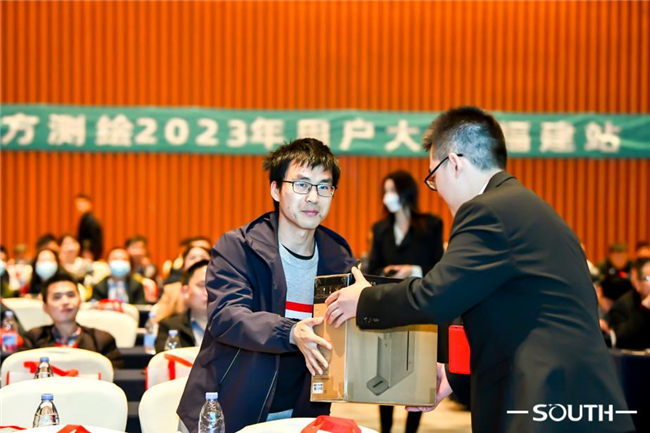 ̫������tyc4633