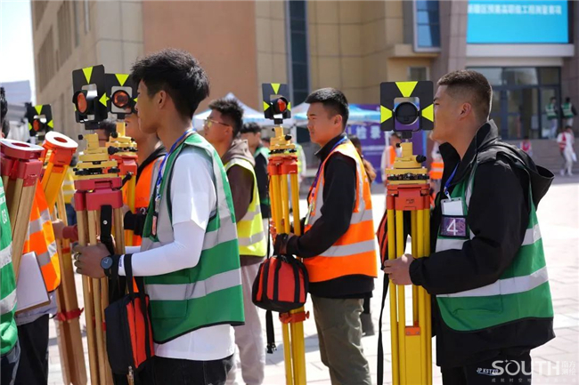 ̫������tyc4633