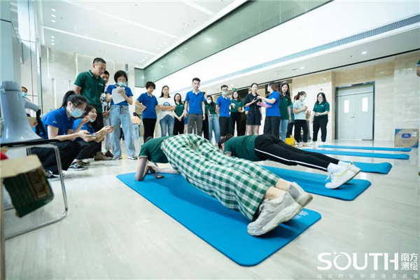 ̫������tyc4633