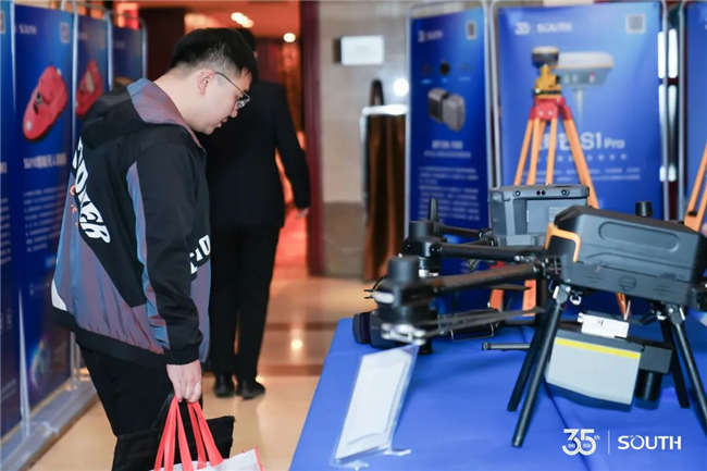 ̫������tyc4633