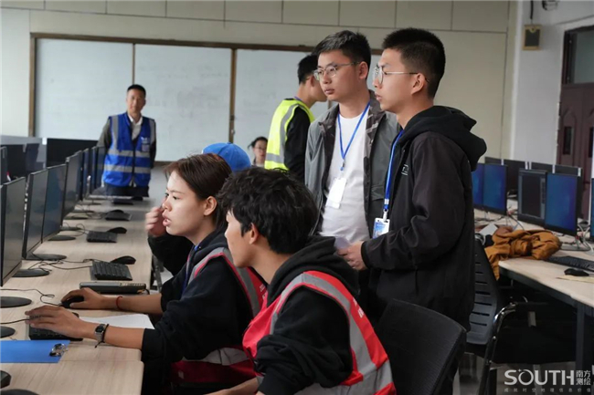 ̫������tyc4633