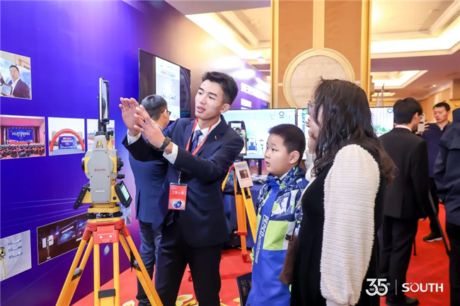 ̫������tyc4633