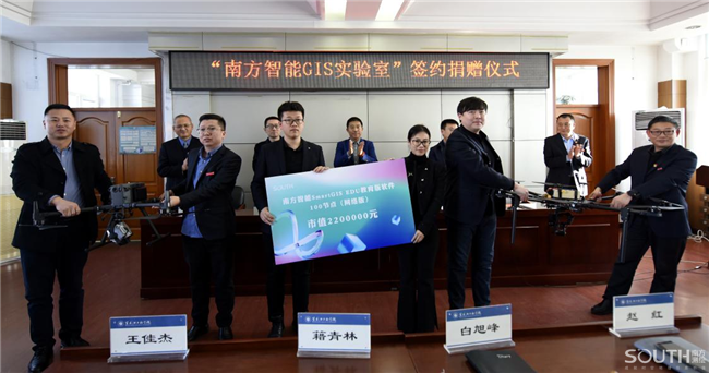 ̫������tyc4633