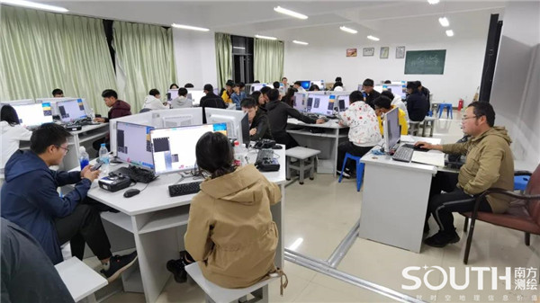 ̫������tyc4633