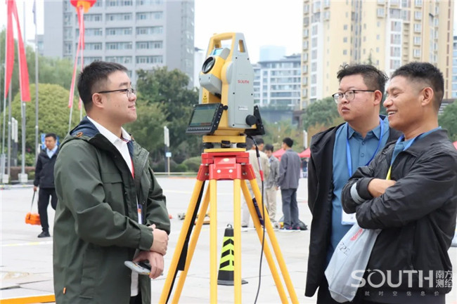 ̫������tyc4633