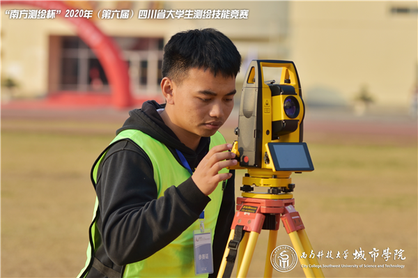 ̫������tyc4633