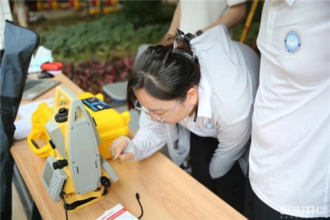 ̫������tyc4633