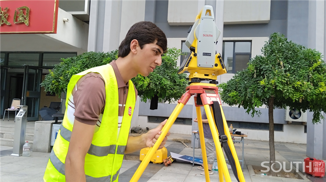 ̫������tyc4633