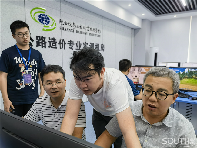 ̫������tyc4633