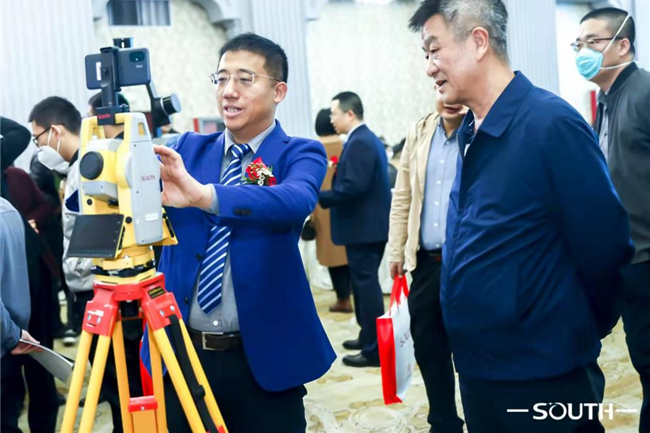 ̫������tyc4633