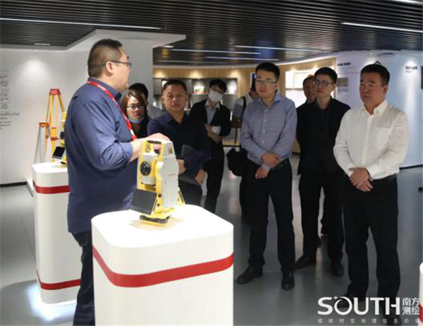 ̫������tyc4633