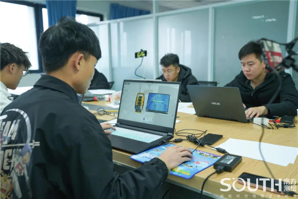 ̫������tyc4633