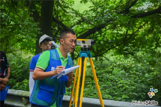 ̫������tyc4633