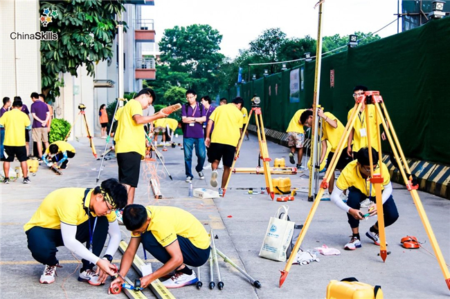 ̫������tyc4633