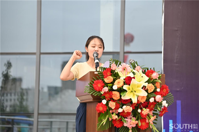 ̫������tyc4633