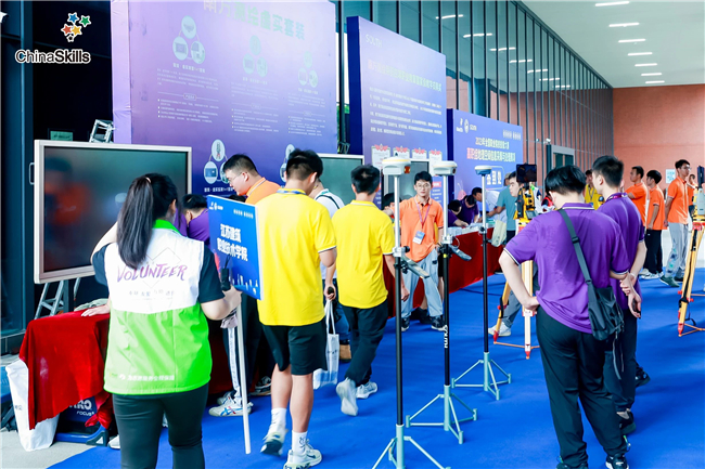 ̫������tyc4633