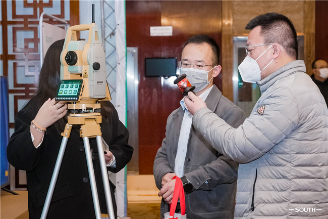 ̫������tyc4633