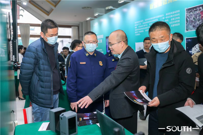 ̫������tyc4633