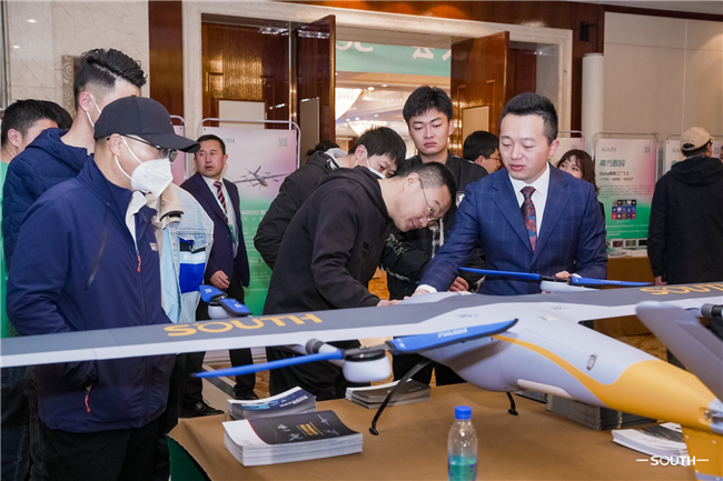 ̫������tyc4633