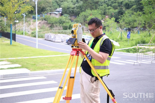 ̫������tyc4633