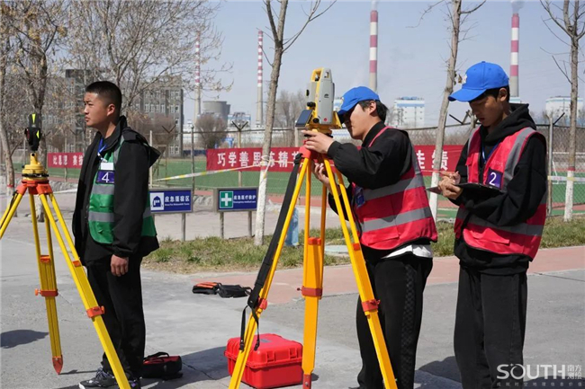 ̫������tyc4633