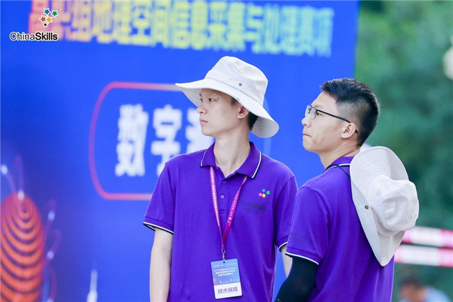 ̫������tyc4633