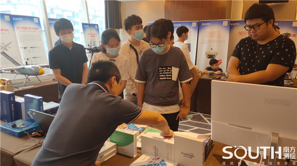 ̫������tyc4633