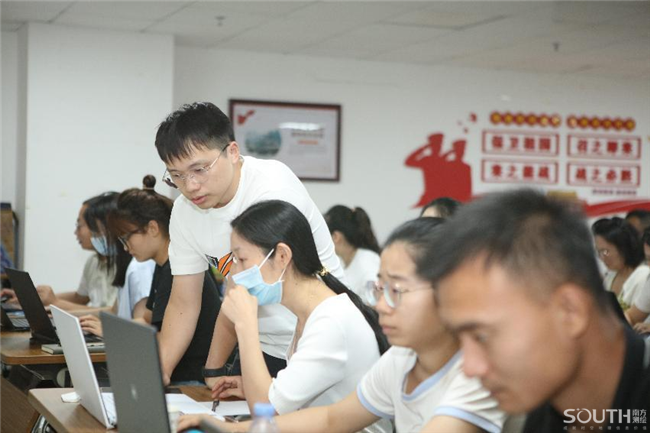 ̫������tyc4633