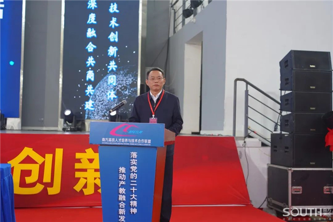 ̫������tyc4633