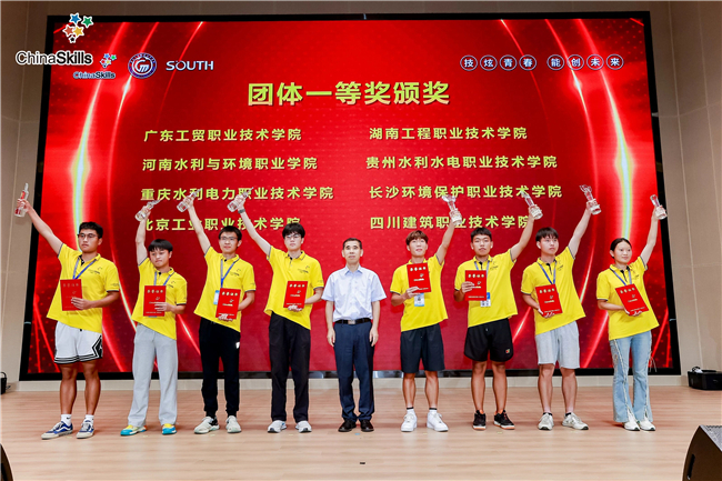 ̫������tyc4633