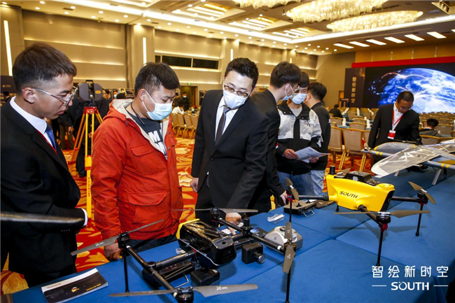 ̫������tyc4633