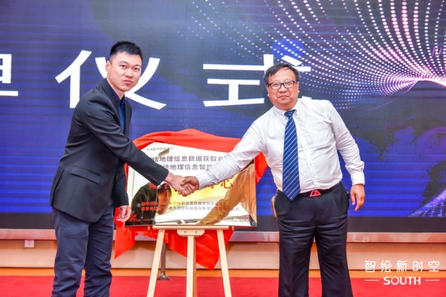 ̫������tyc4633