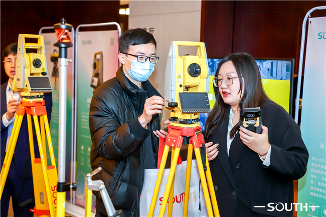 ̫������tyc4633