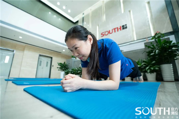 ̫������tyc4633